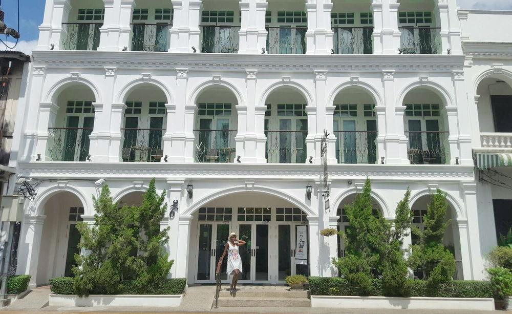Casa Blanca Boutique Hotel - Sha Plus Phuket Bagian luar foto
